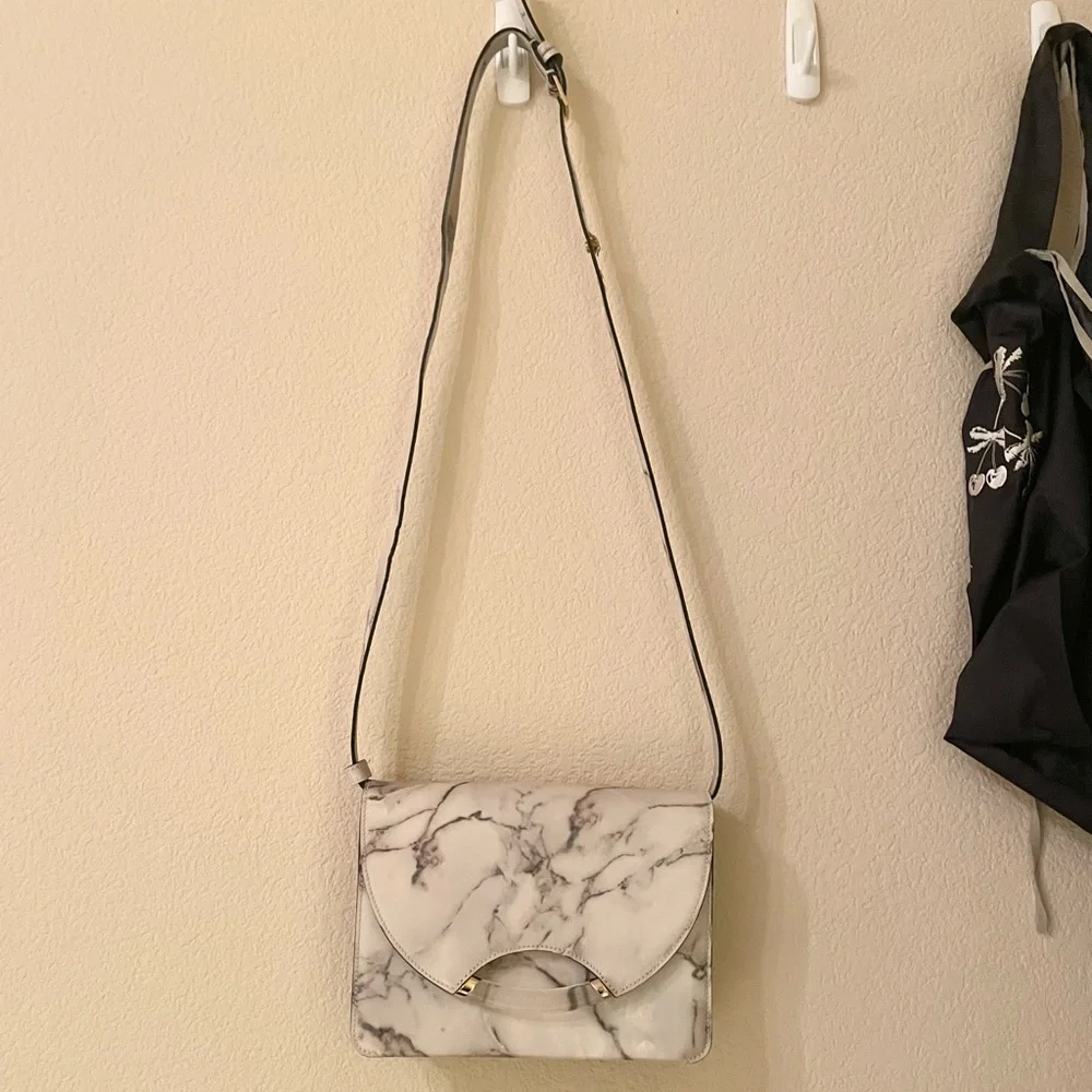 EUC Charlotte Olympia Newman Marble Leather Crossbody/Shoulder Bag & Comb Set - Picture 3 of 16